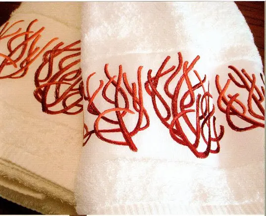 Coral Cluster Embroidered Bath Towel And Hand Towel Set 1