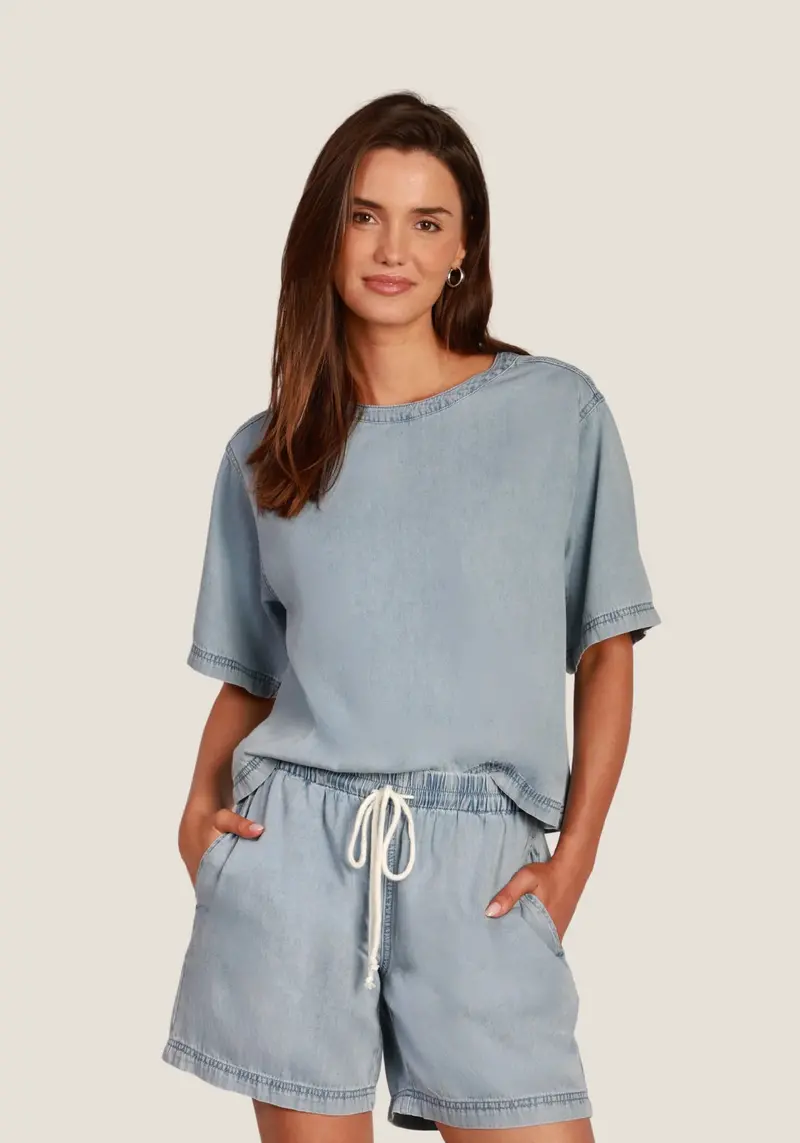 Everyday Denim Short – Women’S Casual Summer Wear 1