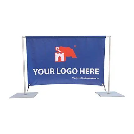 Freestanding Advertising Wall – Plate-Base Mounting 1