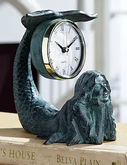 Mermaid-Inspired Analog Table Clock With Dreamy Aesthetic 1