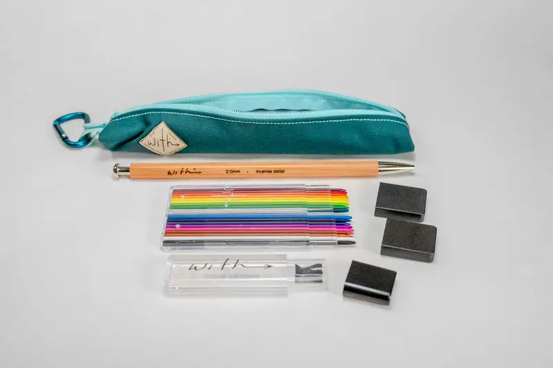 Ultralight 18-Color Miniature Paint Set 1